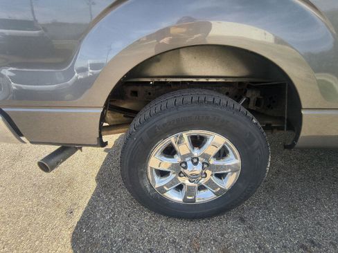 Used 2014 Ford F150 XLT w/ Equipment Group 302A Luxury AWD/4WD image 28