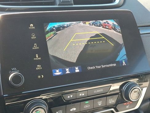 Used 2018 Honda CR-V Touring image 19