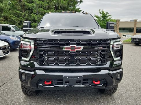 Used 2026 Chevrolet Silverado 2500 ZR2 AWD/4WD image 2