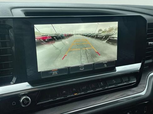 Certified 2022 GMC Sierra 1500 SLT w/ SLT Premium Package image 16