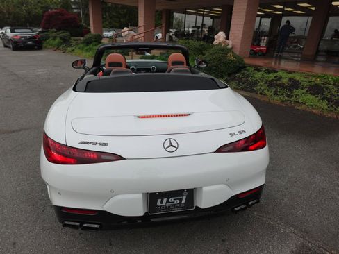 Used 2024 Mercedes-Benz SL 55 AMG 4MATIC image 8