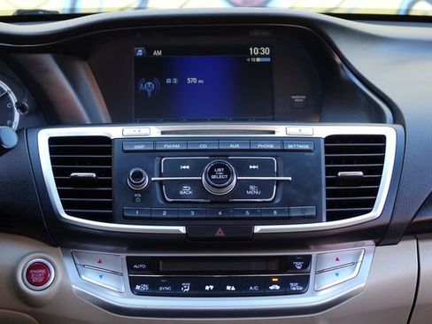 Used 2015 Honda Accord EX image 38