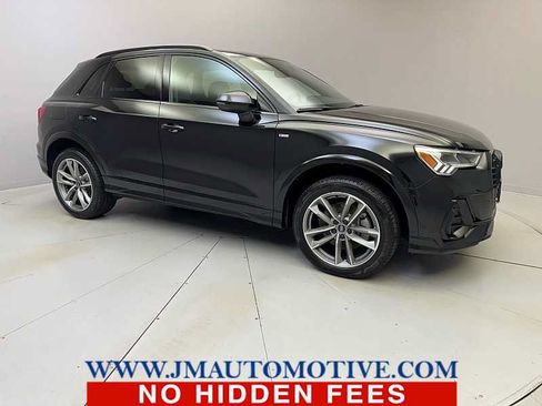 Used 2023 Audi Q3 2.0T Premium AWD/4WD image 7