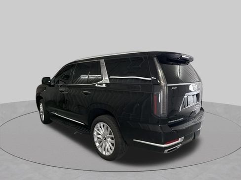 Used 2026 Cadillac Escalade 2WD image 8