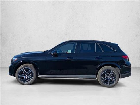 Certified 2025 Mercedes-Benz GLC 300 image 12