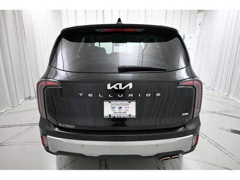 Used 2023 Kia Telluride SX Prestige image 6