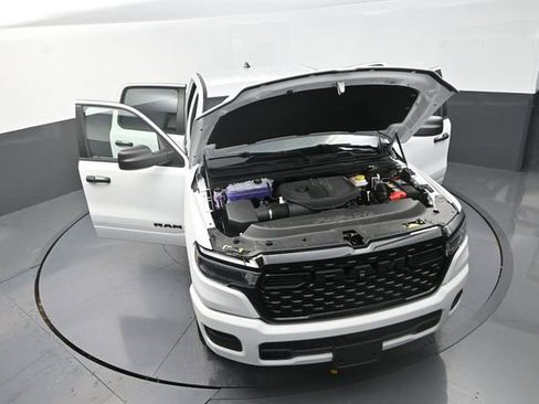 New 2026 RAM 1500 Express image 28