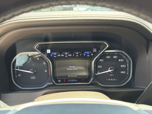 Used 2022 GMC Sierra 1500 Denali w/ Denali Premium Package AWD/4WD image 26