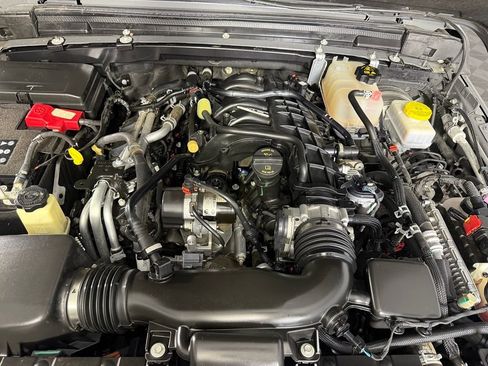 Used 2023 Jeep Wrangler Unlimited Rubicon w/ Safety Group AWD/4WD image 21