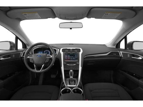 Used 2015 Ford Fusion SE w/ Equipment Group 202A FWD image 8