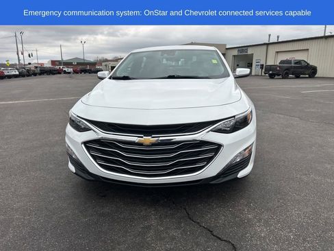 Used 2025 Chevrolet Malibu LT image 9