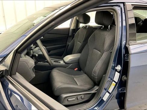 Certified 2024 Honda Accord EX image 8
