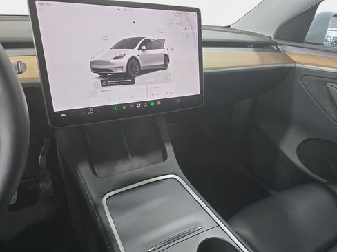 Used 2023 Tesla Model Y Long Range AWD/4WD image 14