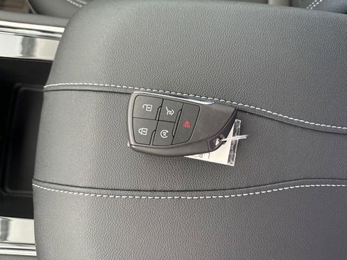 New 2026 Chevrolet Traverse LT w/ Driver Confidence Package image 24