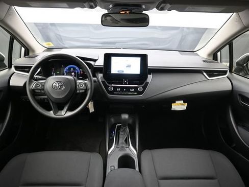 Used 2026 Toyota Corolla LE AWD/4WD image 21