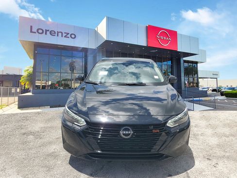 New 2025 Nissan Sentra SR w/ Midnight Edition image 2