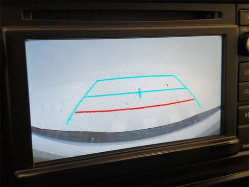 Used 2019 Toyota Tacoma SR image 21