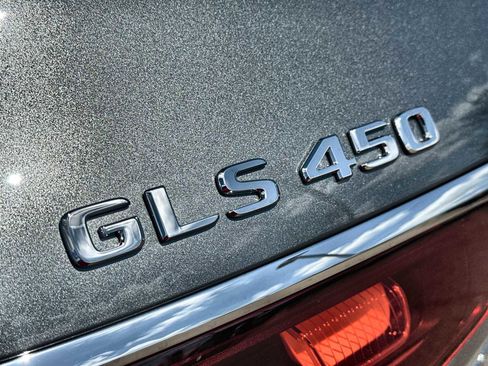 New 2026 Mercedes-Benz GLS 450 4MATIC image 15