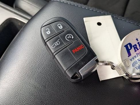 Used 2021 Jeep Grand Cherokee Laredo X RWD image 26