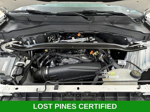Used 2025 Ford Explorer ST-Line w/ Premium Package RWD image 14