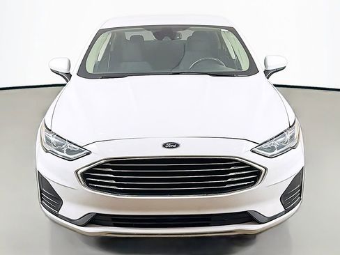 Used 2020 Ford Fusion SE image 8