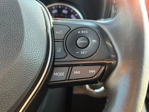 Certified 2021 Toyota RAV4 XLE w/ Convenience Package image 36