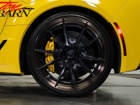 Used 2016 Chevrolet Corvette Z06 w/ 3LZ Preferred Equipment Group RWD image 28