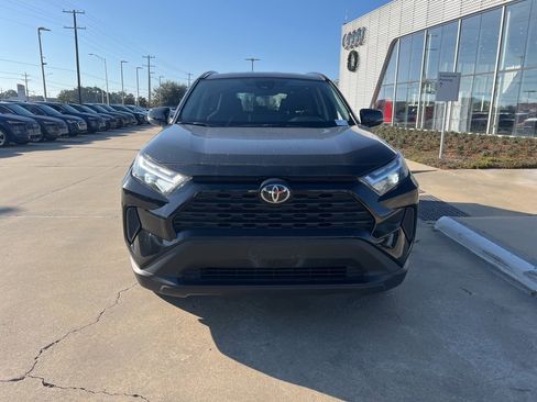 Used 2024 Toyota RAV4 XLE image 9