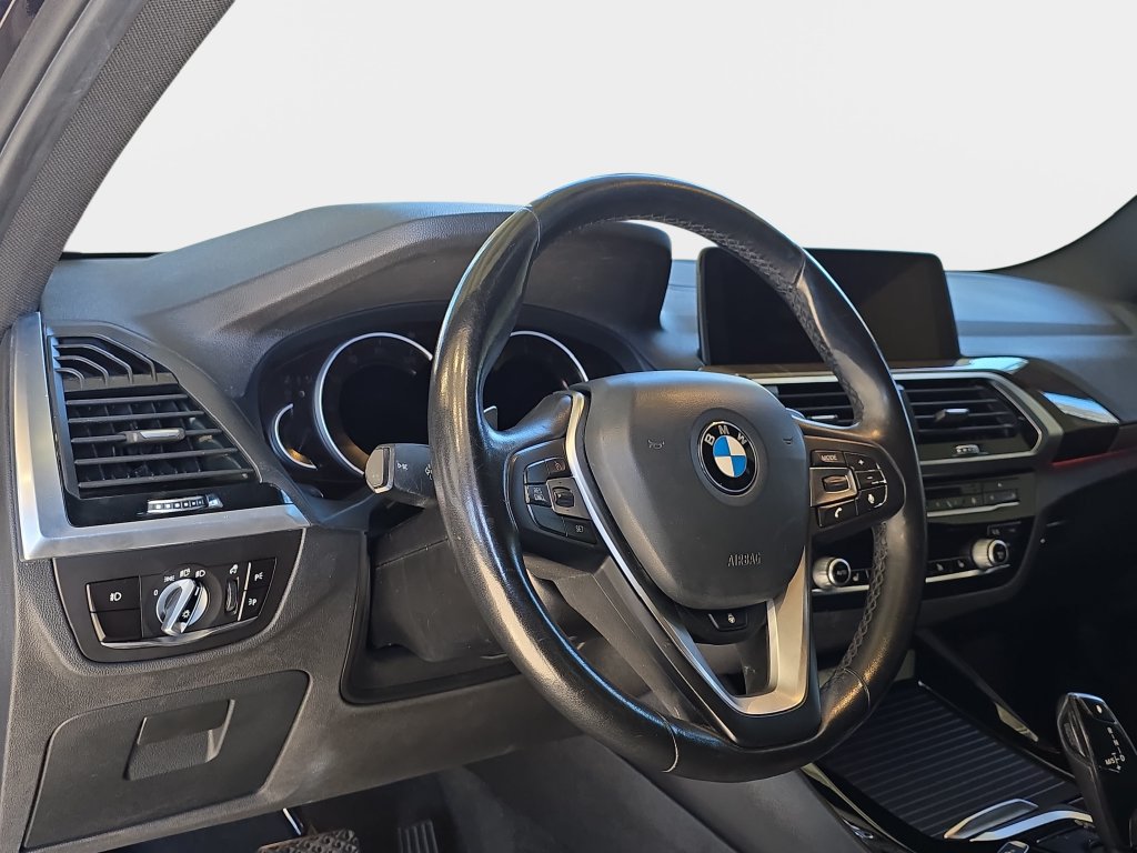 Used 2018 BMW X3 xDrive30i w/ Premium Package AWD/4WD image 19