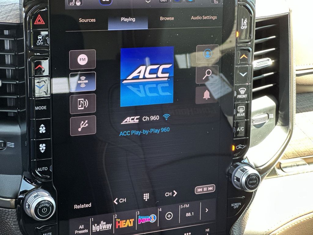 New 2027 RAM 2500 Limited AWD/4WD image 29
