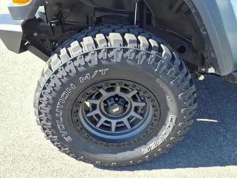 New 2024 Jeep Wrangler Sport S image 10