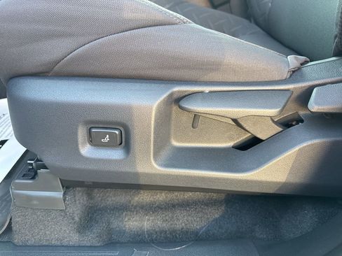 New 2025 Toyota Tacoma SR5 AWD/4WD image 28