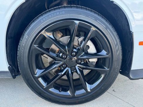 Used 2022 Dodge Challenger GT AWD/4WD image 16