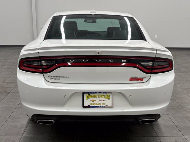 Used 2015 Dodge Charger SXT w/ AWD Plus Group image 3