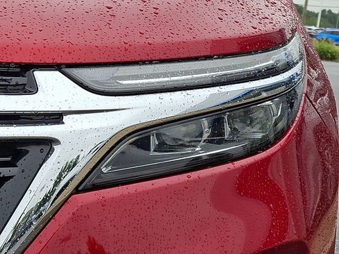 Used 2023 Chevrolet Equinox Premier AWD/4WD image 10