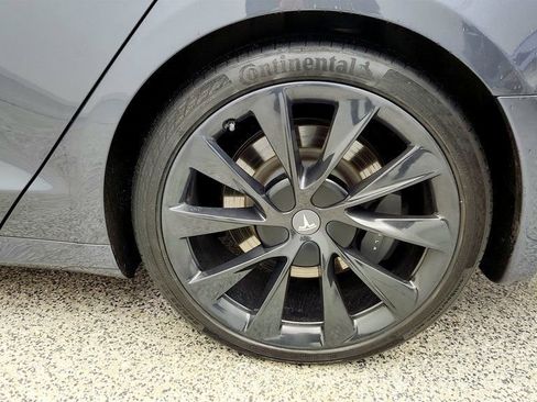 Used 2020 Tesla Model S Long Range image 9