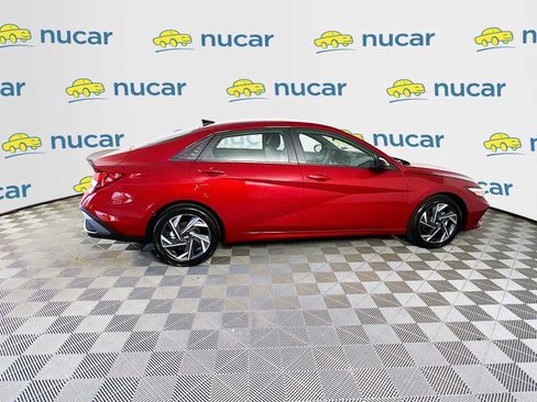 Certified 2025 Hyundai Elantra Sport FWD image 8