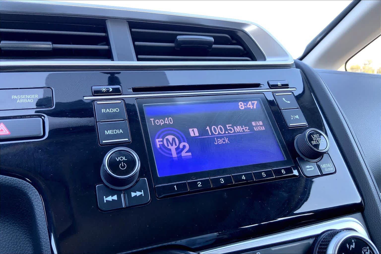 Used 2019 Honda Fit LX image 34