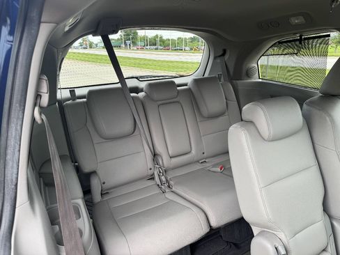 Used 2014 Honda Odyssey Touring Elite image 15