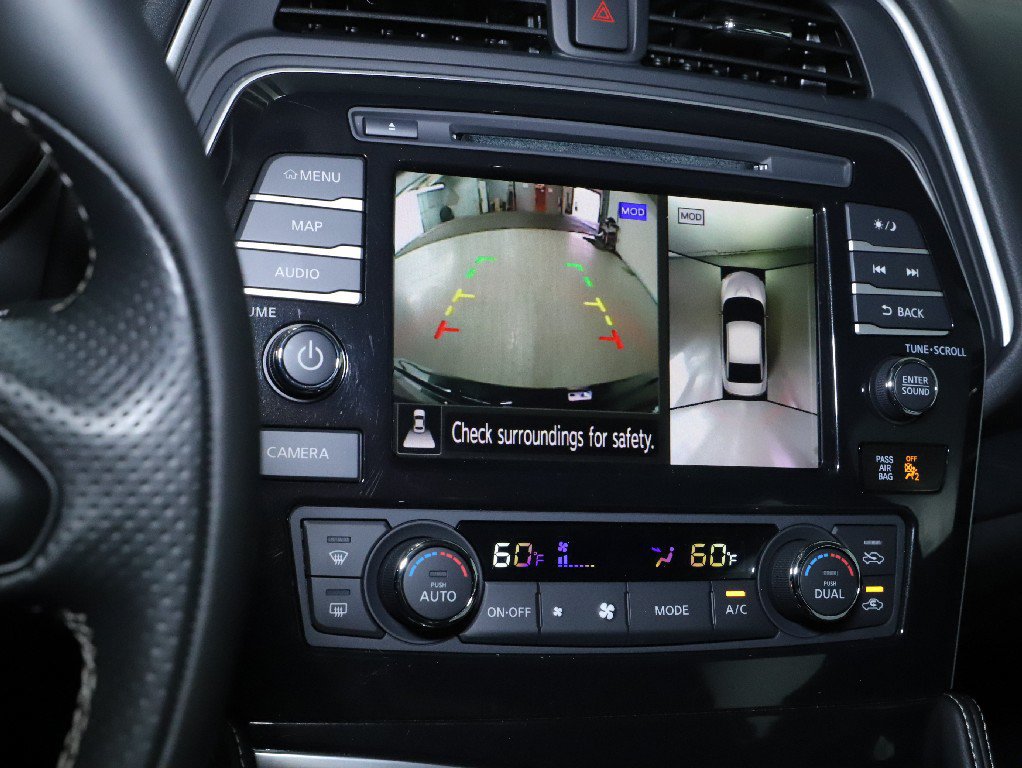 Used 2023 Nissan Maxima Platinum w/ Sport Mat Group FWD image 32
