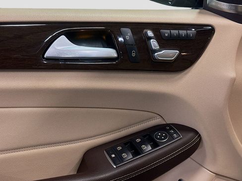 Used 2017 Mercedes-Benz GLE 350 4MATIC image 22