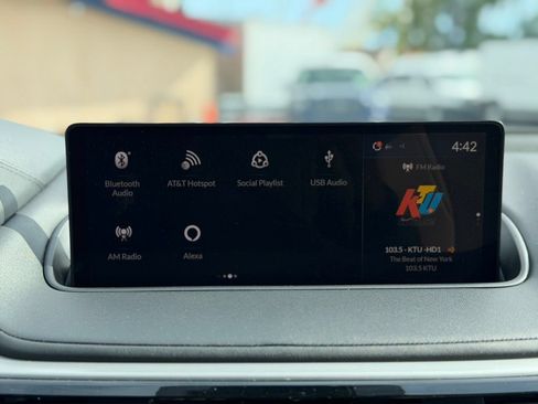Used 2024 Acura MDX SH-AWD w/ Technology Package image 33