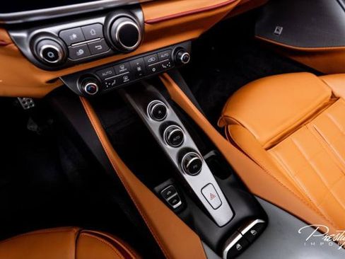 Used 2022 Ferrari Portofino M RWD image 42