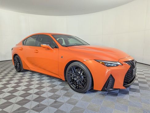 Used 2023 Lexus IS 500 image 2