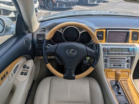 Used 2002 Lexus SC 430 Convertible RWD image 14