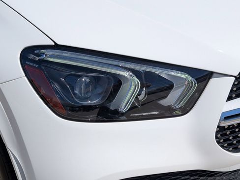 Used 2022 Mercedes-Benz GLE 450 4MATIC image 11