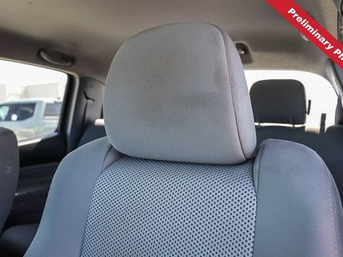 Used 2015 Toyota Tacoma PreRunner w/ TRD Sport Package RWD image 16