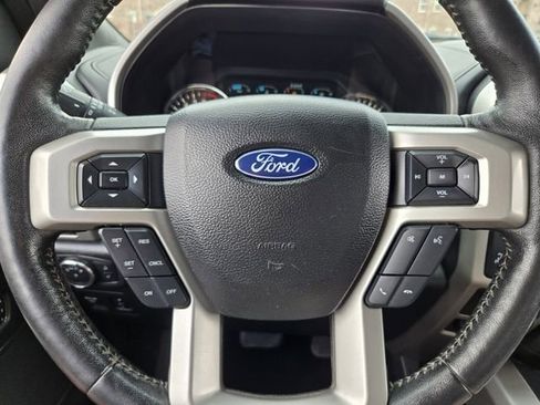 Used 2020 Ford F150 Lariat w/ Equipment Group 502A Luxury AWD/4WD image 28