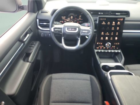 Used 2025 GMC Terrain Elevation AWD/4WD image 12