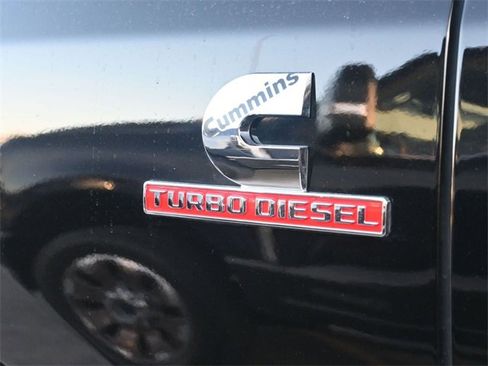 Used 2025 RAM 3500 Big Horn image 7